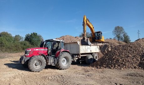 location benne TP 79 - Travaux agricoles 79 - travaux 79 - Benne TP 79 