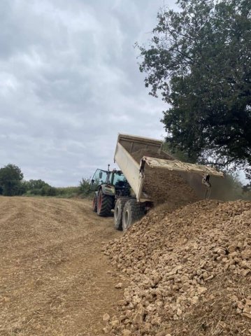 louez moi - location bennes tp 79 - entreprise de travaux agricoles79