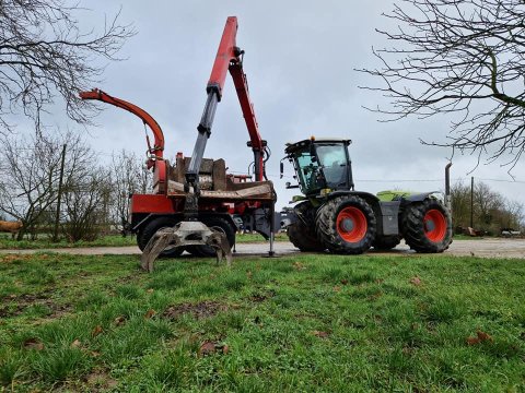 broyage de bois pour réaliser des plaquettes 79 - entreprise de travaux agricoles 79