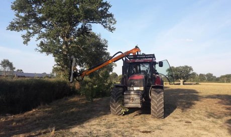 Broyage de haies, élagage, broyage d'accotements et chemin - Entreprise de travaux agricoles 79 - deux-sèvres